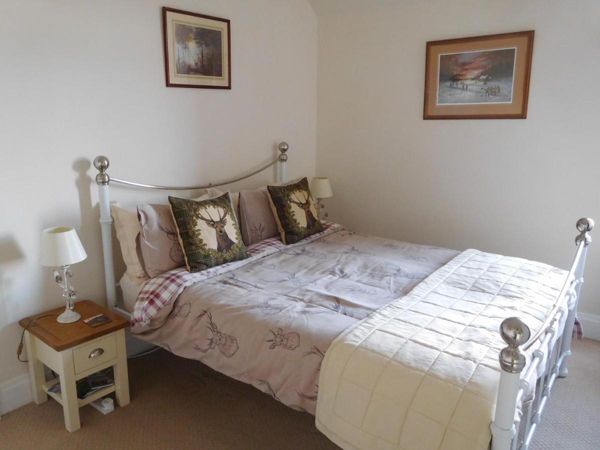 The Castle B&B Inverness Esterno foto
